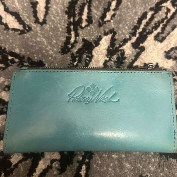 PATRICIA NASH Elegant Blue Women's Wallet - Picture 3 of 7